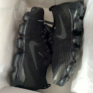 Nike Air Vapormax Flyknit 3 Triple Black